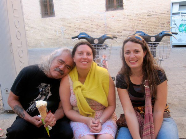 20100615 Eating Ice Cream - Freddie, Teresa and Natalia