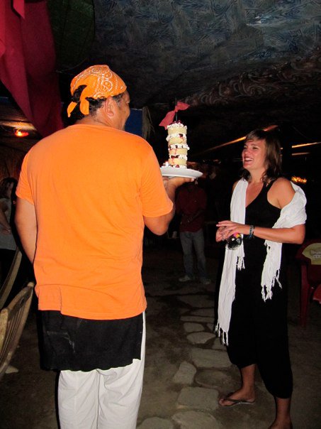 20100719 Hector presenting the incredible cheese cake he made for Sabina's birthday